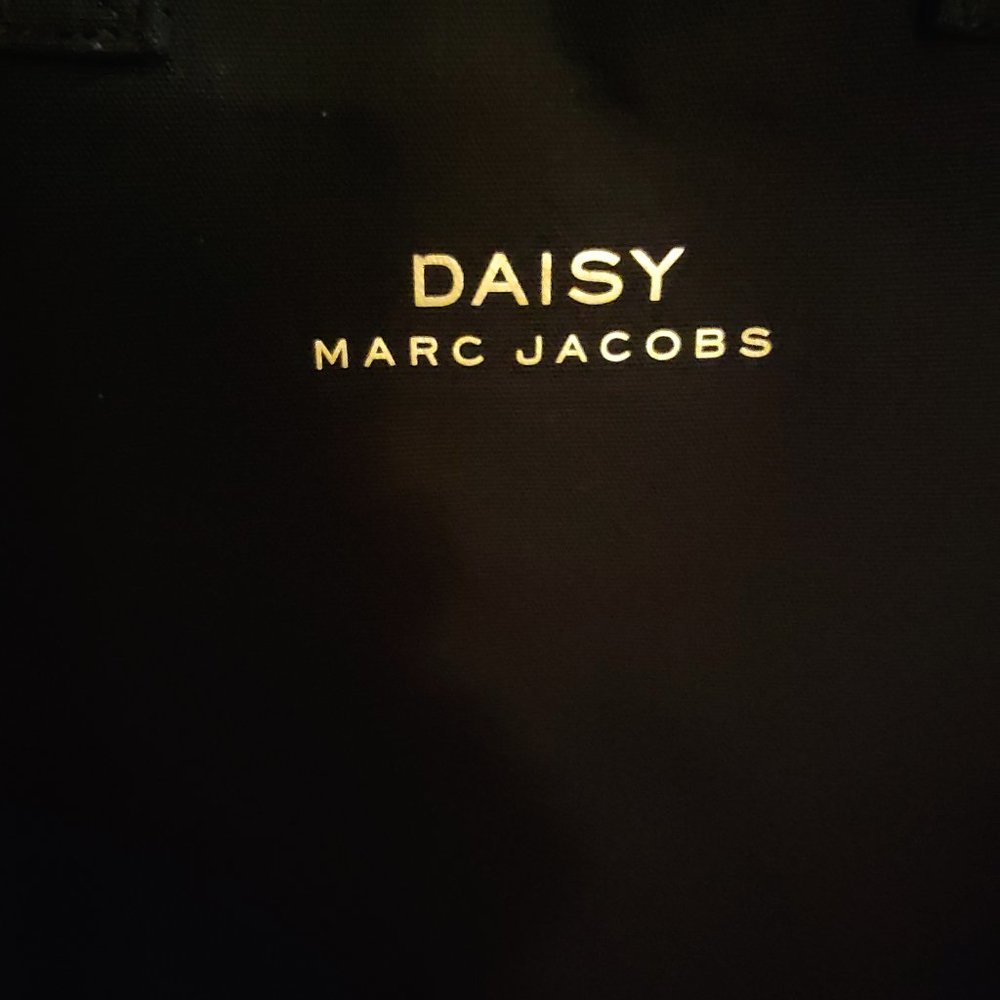 NWOT Beautiful Daisy by Marc Jacobs Black Tote Bag Purse - Picture 2 of 4